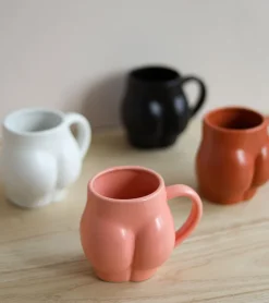 Mug ass